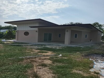 ขายบ้านพร้อมที่ดินและสวนทุเรียนหมอนทอง อำเภอเมือง จังหวัดชัยนาท