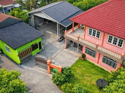 ตลาดอ้อมน้อย 1.4กม. บ้านเดี่ยว 2ชั้น 6นอน ถนนพุทธสาคร  500 ตร.ม. 