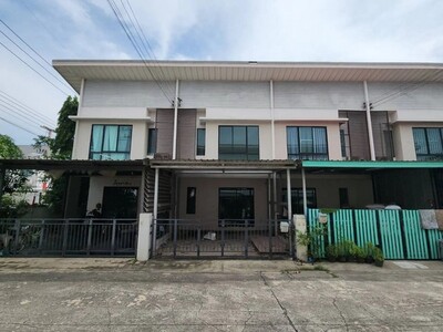 ขาย ทาวน์เฮ้าส์ โมดิวิลล่า-ลาดกระบัง  เมืองฉะเชิงเทรา 