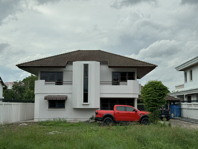 บ้านให้เช่า ตกแต่งใหม่ มบ.เมืองเอก
