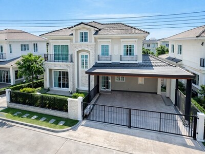 คฤหาสน์เฟอร์ครบ 2ชั้น 4นอน ลดค่าเช่า 50% 4น้ำ ใกล้ แฟชั่น 50 ตร.ว