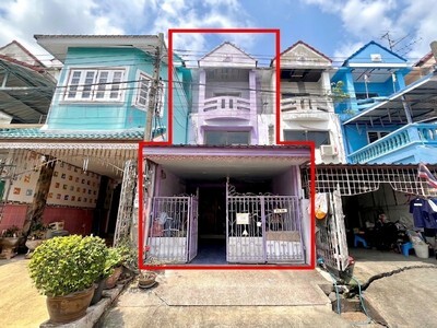 ขายทาวน์โฮม ซอยบางแค 14 พื้นที่ใช้สอยเกือบ 200 ตร.ม. 