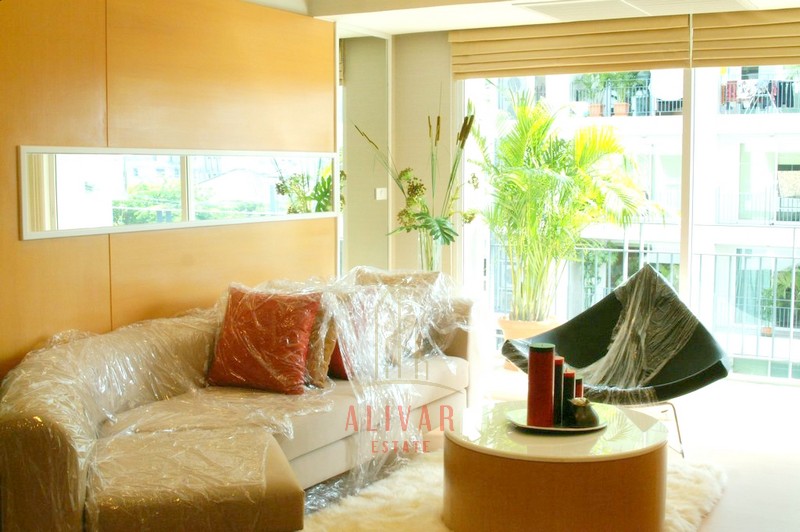 SC050624 Condo for sale, The Bangkok Thanon Sap, near MRT Sam Yan.