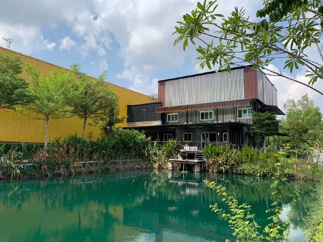 BAT208 ขาย โรงงานพร้อมสำนักงาน และบ้าน 3 ชั้น คลอง9  ถนนรังสิตนครนายก ขายต่ำกว่าราคาประเมิน