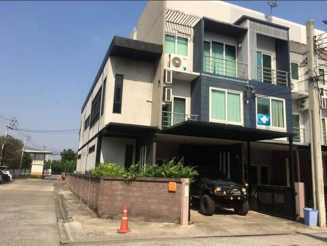 รหัสC4989 ให้เช่าทาวน์โฮม 3ชั้น โครงการกรีนิช รามอินทรา เหมาะทำโฮมออฟฟิศและพักอาศัย 