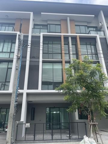 ให้เช่าโฮมออฟฟิส 4 ชั้น ย่านนวลจันทร์ โครงการ premium place mix เกษตร–นวมินทร์ 