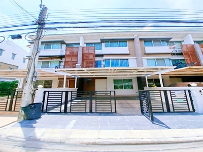 APLลาดกระบัง 1.4กม. ถ.อ่อนนุช โรบินสัน 1กม.ทาวน์โฮม 3 ชั้น 21 ตร.