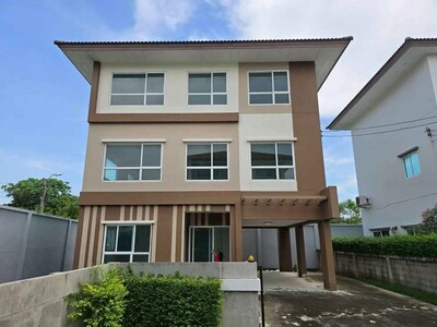 คาซ่าพรีเมี่ยม ราชพฤกษ์ พระราม 5 บ้านเดี่ยวหลังมุม 3 ชั้น 