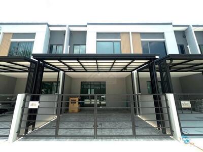  ให้เช่าทาวน์โฮม 2ชั้น โครงการพลีโน่ สุขุมวิท บางนา 2 ใกล้ Mega บ