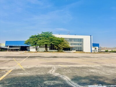 พื้นที่ใช้สอยร่วม 12,820 ตร.ม สำนักงานออฟฟิศ 3 ชั้น มีใบร.ง 4 
