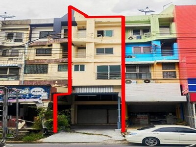 ตึกแถว 4 ชั้น ทำเลทอง หมู่บ้านธันยกานต์ วัชรพล ขนาด19 ตร.ว.