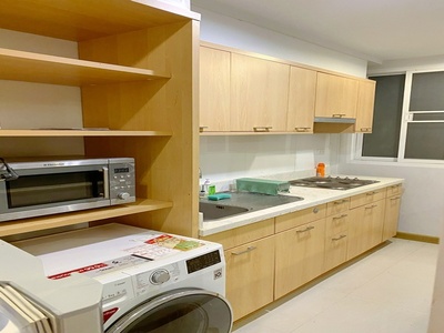 ให้เช่าคอนโด BTS พร้อมพงษ์ 500 ม. The Rise Sukhumvit 39 100 ตร.ม.