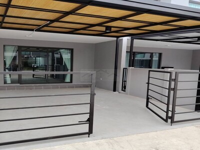 ให้เช่าทาวน์โฮม 2 ชั้น 3 ห้องนอน โครงการ พลีโน่ สุขุมวิท-บางนา 2
