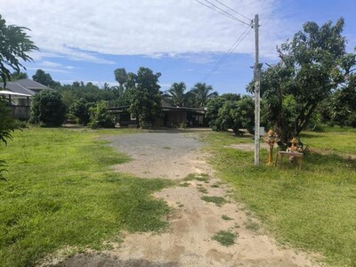 ที่ดินทำเลดี ผืนสุดท้ายของถนน ติดแม่น้ำท่าช้าง หางดง