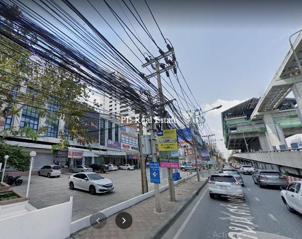 ให้เช่า-ขายอาคารพาณิชย์ 3 คูหา 4.5 ชั้น ย่านศรีนครินทร์  พื้นที่ใช้สอย 2,160 ตรม.ใกล้ MRT ศรีลาซาล