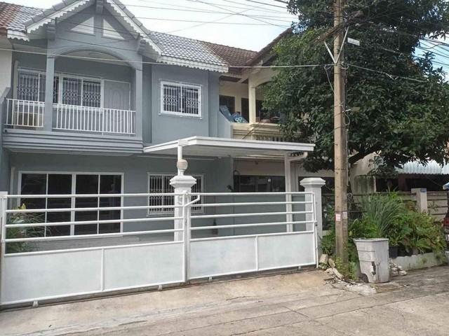 ให้เช่าทาวน์โฮม2 ชั้น ย่านลาดพร้าว สุทธิสาร ห้วยขวาง 3 ห้องนอน 2 ห้องน้ำ ในซอยลาดพร้า 80