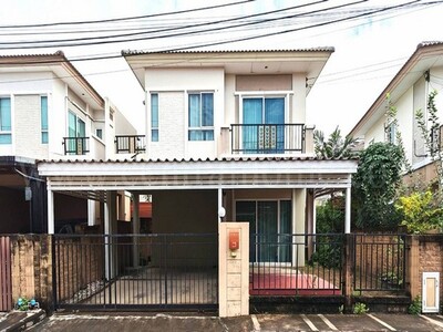 บ้านแฝด ภัสสร ไพรด์ ศรีนครินทร์ - เทพารักษ์ ใกล้ MRT สถานีศรีเทพา