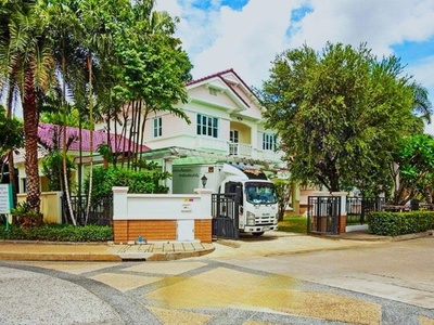 สุขาภิบาล5120ตร.วา แอร์9ต วัชรพล ทางด่วนเอกมัย 5นอน คฤหาสน์ 2หลัง