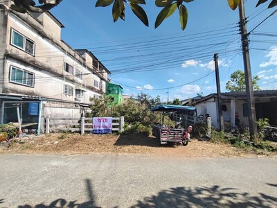 ขายที่ดิน (ใกล้ปากซอย) ใกล้ สี่แยกนิคมพัฒนา, โลตัส นิคมพัฒนา 400 