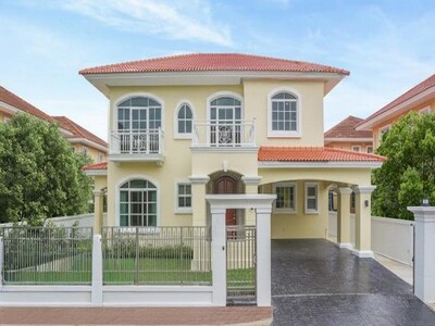 โกลเด้นเลเจ้นด์ สาทร กัลปพฤกษ์