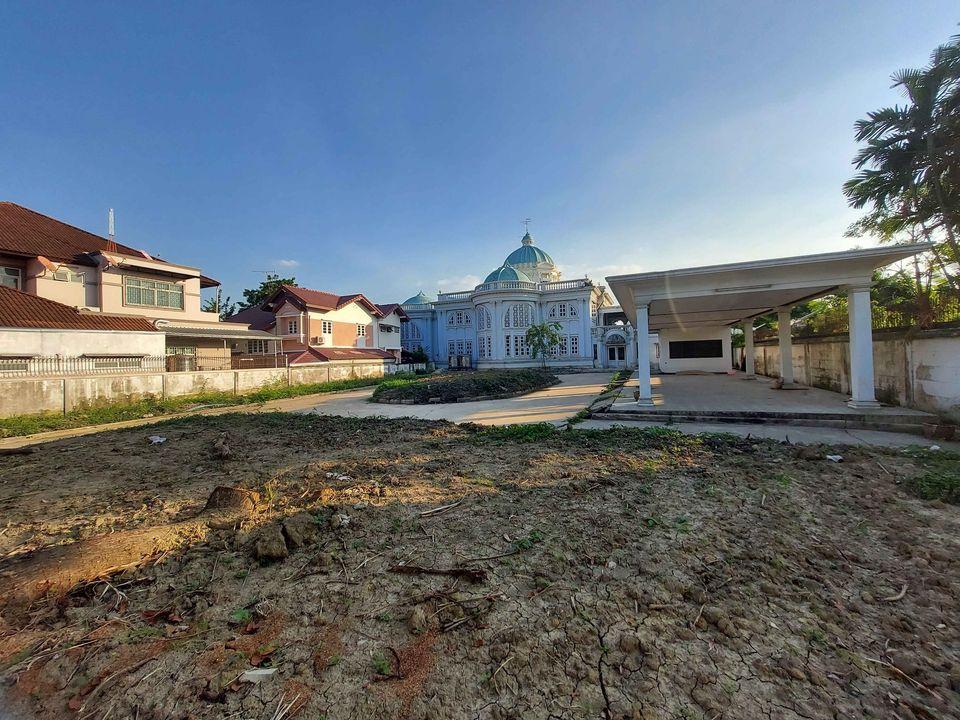 EPL-HR1797 ให้เช่า-ขายบ้านหลังใหญ่ 3 ชั้น พุทธมณฑลสาย 2 ปิ่นเกล้า 6 ห้องนอน 9 ห้องน้ำ