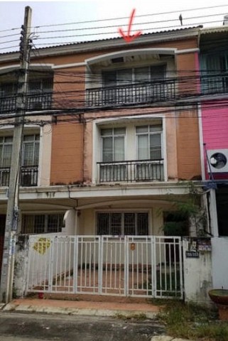 ขายทาวน์โฮม 3 ชั้น โครงการโรยัลสายไหมวิลเลจ PSC10283