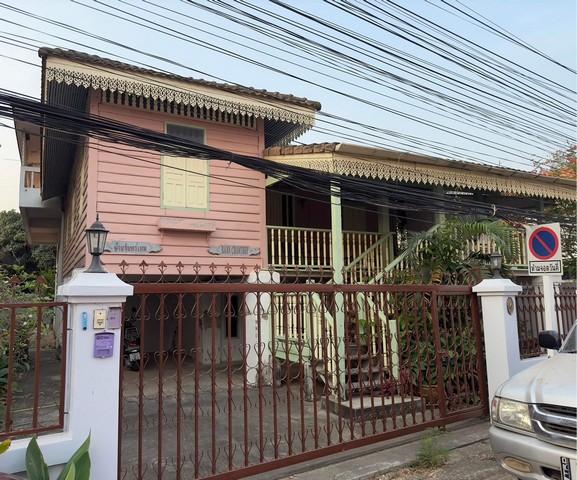 บ้าน -บ้านโบราณ จังหวัดมุกดาหาร 4 BEDROOM 92 SQ.WA 6500000 บ.   บรรยากาศดี