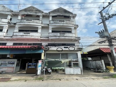 ขายด่วนอาคาร 3 ชั้น 1 หลัง เนื้อที่ 23 ตร.ว. ราคา 1.2ลบ.