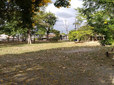 ขายที่ดินเปล่า เนื้อที่ 571.7 ตารางวา ใกล้สนามบิน