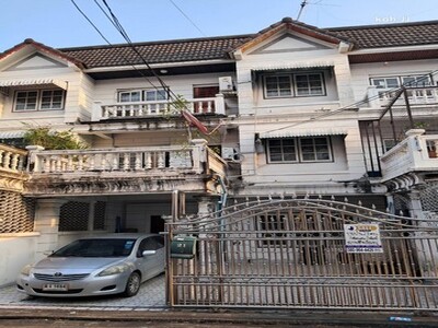 ขายบ้าน อุดมสุข 51 ใกล้ 7-11 และตลาด เพียง 200 เมตร ซอยกว้างมาก 