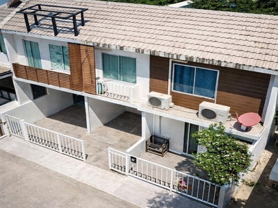 ทาวน์โฮม 2ชั้น 3นอน 2น้ำ 7-11-120 โลตัส วังหิน วัดลาดปลาเค้า 450ม