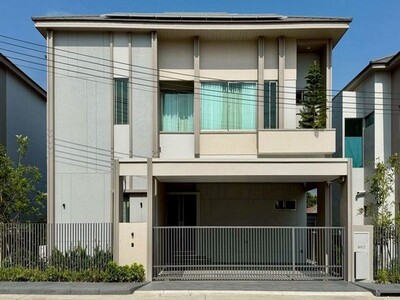 บ้านใหม่ สไตล์โมเดิร์นสุดหรู ฟังก์ชันครบ พร้อมอยู่ สันทราย