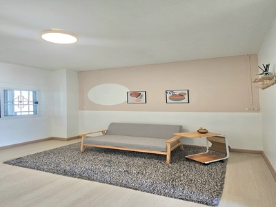 เอื้ออาทร พหล กม.44  ห้องมุม ฟรีดาวน์ ฟรีโอน ฟรีเฟอนิเจอร์ ฟรีแอร