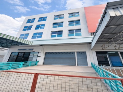 เดอะมอลล์ บางกะปิ 450 ม. อาคาร 3.5ชั้น 2-3นอน ถนนลาดพร้าว 115-119