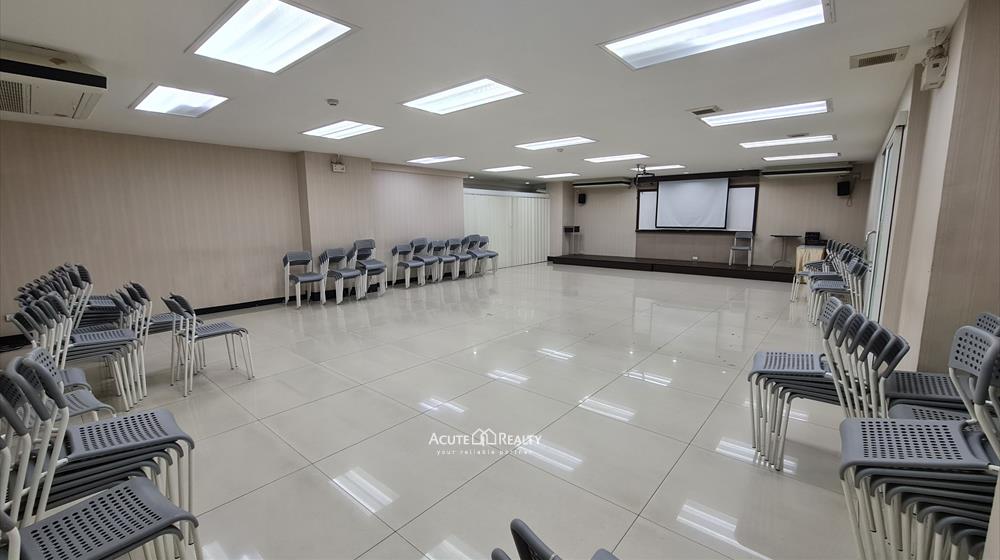 ออฟฟิศให้เช่า ตึก อรกานต์ ชิดลม ห้องใหญ่ 700 ตร.ม. Os-660508-0008