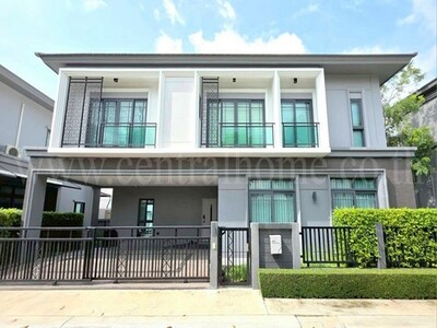 บ้านเดี่ยว แกรนด์ บริทาเนีย บางนา กม.12 แปลงมุม หน้าโครงการ 