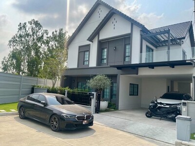 บ้านเดี่ยว Centro บางนา เฟส2 เลี้ยงสัตว์ได้ 4 ห้องนอน 