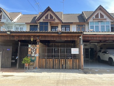 cx ขายทาวน์เฮาส์ หมู่บ้านเพชรเอก  ต้นซอยวัดลาดปลาดุก Tel.099-998-