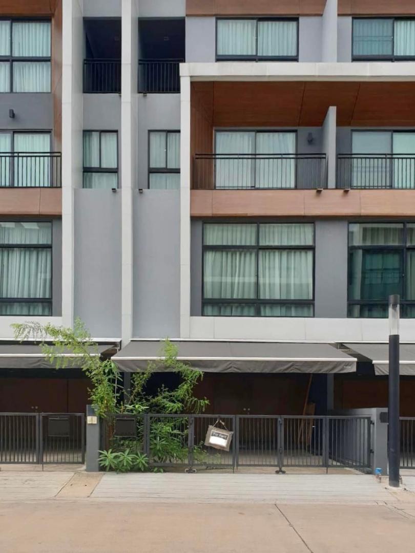 ให้เช่าทาวน์โฮม 3.5 ชั้น ย่าน พัฒนาการ อ่อนนุช ซอย พัฒนาการ 20 โครงการ อาร์เด้น พัฒนาการ