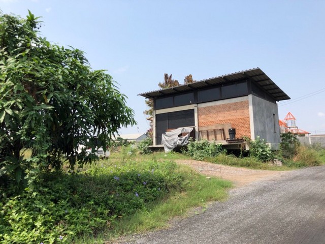 ขายที่ดินทำเลดีใจกลางเมือง  เหมาะสำหรับสร้างบ้านหรือสร้างโรงงาน เขตสายไหม กรุงเทพมหานคร 