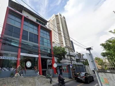 ให้เช่าสำนักงาน 83 ตรม. ตึก APAI LoFT ซอยเอกมัย 22 เดินทางสะดวก