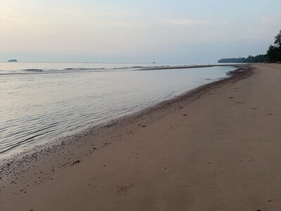 โปรดีกลางปี68พร้อมแล้ว ที่ดินติดถนนหลวง ใกล้หาดบางเบิด  ไร่ล่ะ 8 