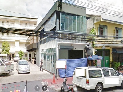 ให้เช่าร้านอาหาร  58ตร.ม ข้าวสาร ย่านเสาชิงช้า MRTสามยอด 700 ม.