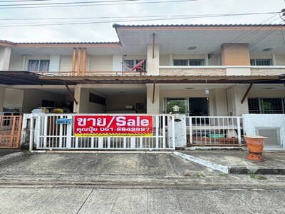 ขายทาวน์เฮ้าส์หมู่บ้านกานดาพันท้ายนรสิงห์ใกล้โรงเรียนอัสสัมชัญพระ
