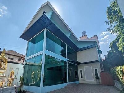 BH3725 ให้เช่าสำนักงาน 2 ชั้น ซอยลาดพร้าว 87 BH3725 ให้เช่าสำนักงาน 2 ชั้น ซอยลาดพร้าว 87