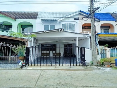 ทาวเฮ้าส์ 2 ชั้น ม.รังสิต 2.2 กม. หลักหก โลตัส นาวงศ์ ดอนเมือง 60