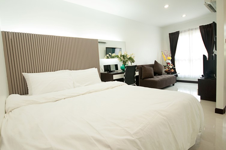 Bangna Serviced Apartment Full Furnish,Free Cable,Free internet wireless