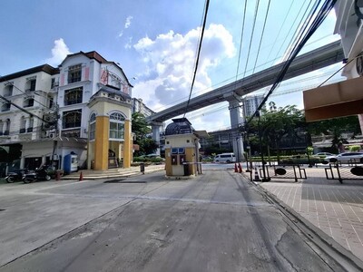 ให้เช่าโฮมออฟฟิศ4 ชั้น 23ตรว. ใกล้แยกรัชดา ลาดพร้าว ใกล้MRT