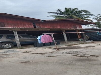 บอกขายที่ดินดีทำเลเหมาะ  บ้านไม้สิงห์บุรี 2ชั้น 116วา 0968821857