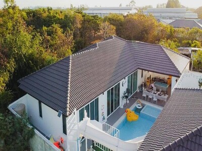 ขายบ้านพูลวิลล่า พิกัดห้วยใหญ่ พัทยา 93ตารางวา